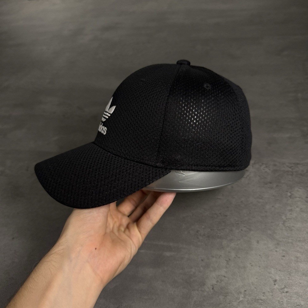Vintage Adidas Hat Black White 2000s Y2K Mesh Running Gym Yoga Golf S/M Flex Fit - Picture 3 of 7
